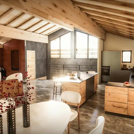 Tyron - Ovo Network Chalet